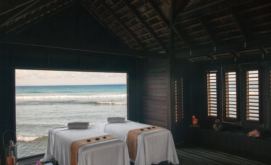 9-overwater-cabana-belonging-to-the-award-winning-fern-tree-spa.jpg